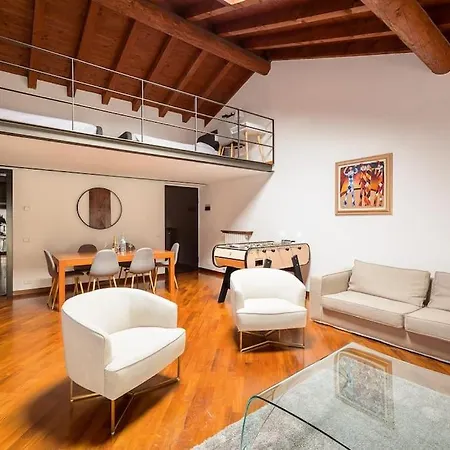 Apartment Luxury + Private Parking - Center *